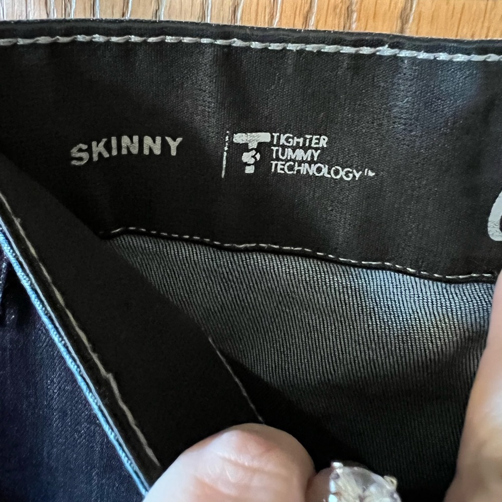 Womens Lane Bryant 26 short jean - Picture 7 of 8